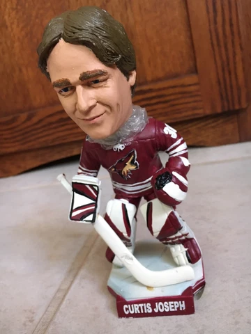 CURTIS JOSEPH PHOENIX COYOTES BOBBLEHEAD-400 WINS FROM APRIL 8, 2006 Cover