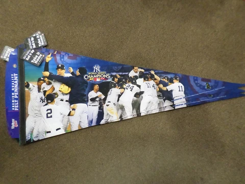 2009 NEW YORK YANKEES WORLD SERIES CHAMPIONS 17" x 40" ROLL & GO FELT PENNANT Cover