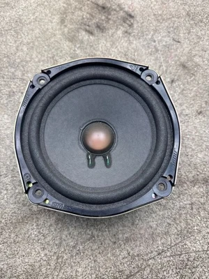 Nissan 350Z 2006 front door speaker 28156AL500 ZYP5486 - Image 1 of 3