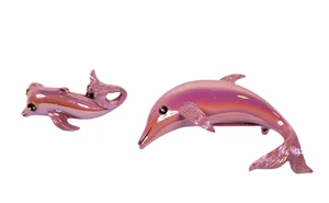 Juego De Colección De 2 Broches Broches Metal Iridiscente Rosa Esmalte Delfín Madre Bebé - Imagen 1 de 6