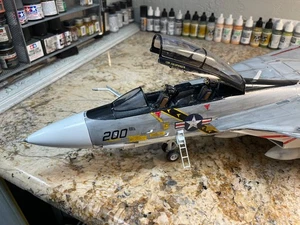 Trumpeter F-14 - Pro Build wie abgebildet Maßstab 1:32 Bausatz - Bild 1 von 21