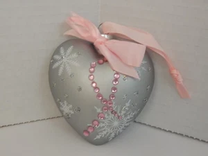 Avon * Breast Cancer Awareness Christmas Ornament - Picture 1 of 7