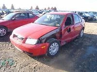 Vidrio de ventilación de puerta trasera derecha usado se adapta a: Volkswagen Jetta Sdn City 2001 Canadá Foto 1 de 4