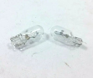 Pair of License Light Bulbs Wagner Lighting 168 - Picture 1 of 1