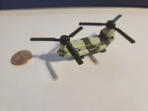 MICRO MACHINES MILITARY U. S. ARMY CH-47 CHINOOK HELICOPTER Green Camo Vintage - Picture 1 of 2
