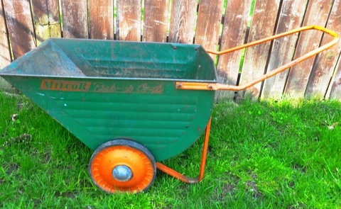 Vintage 1950's MILCOR Pick-up GARDEN Cart - Lawn Wagon Wheelbarrow Mid Century Cover