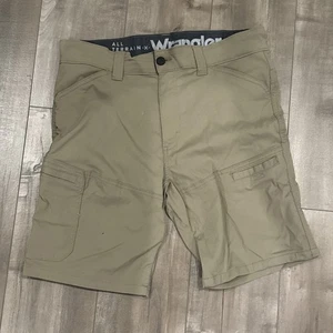 Wrangler All Terrain Gear Shorts Mens 30 Khaki Hiking Cargo Zip Pocket Outdoor - Picture 1 of 2