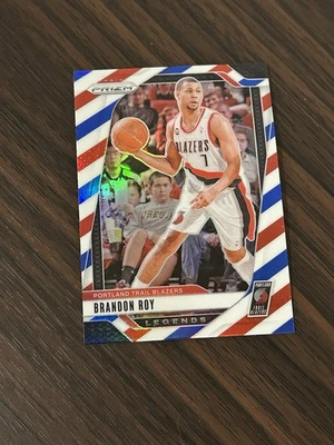 Panini Prizm 2024-25 - Prizms rojo blanco y azul #271 Brandon Roy Foto 1 de 2