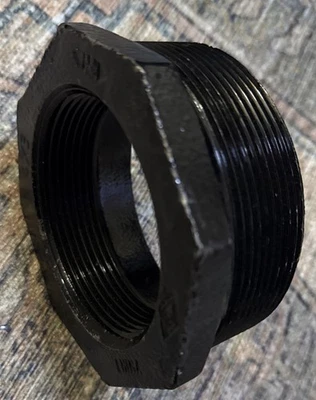 BLACK IRON 4" X 3" HEX REDUCER BUSHING - Image 1 of 4