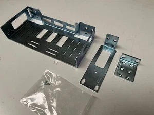 Kit de montage en rack 19" Cisco ACS-1100-RM-19 pour routeur C1111 C1116 C1117 C1100 - Photo 1/2