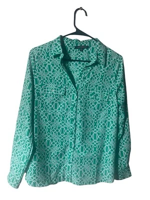 Camisa Top Blusa Mujer Adrienne Vittadini Verde Blanco Estampado Bolsillos Talla M Foto 1 de 4