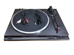 Tocadiscos Servo Transmisión por Correa TECHNICS Vintage Años 80 SL-BD24 Hecho en Japón FUNCIONA - Imagen 1 de 15