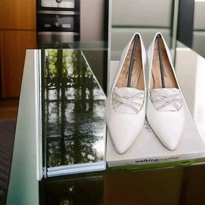 Walking Cradles Womens White& Crystal Rhinestone Bonnie Leather Pump Shoes 11 WW - Picture 1 of 9