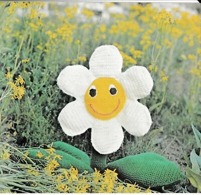 Spring Outdoor Daisy - Worsted weight yarn - Crochet Pattern ONLY - Image 1 of 2