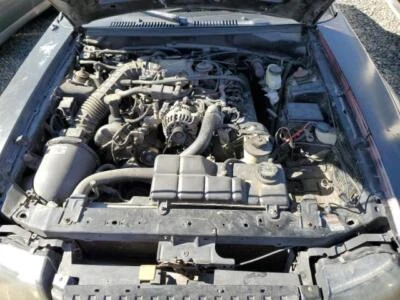 Conjunto de filtro de aire usado se adapta a: Ford Mustang 1999 8 cilindros grado A Foto 1 de 4