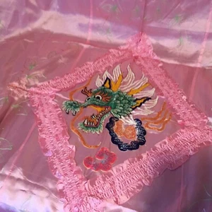 CIRCA 1920-40 SATIN Japanese/Chinese embroidered dragon bed sheets! - Picture 1 of 12