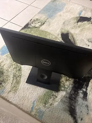 Dell E2216HV 21.5" 1920 x 1080 TN LCD 16:9 60Hz Black Monitor (0FTGC7) - Image 1 of 2