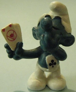 2.0056 CARD PLAYER SMURF, ASS PROMOTIONAL–FOOT MARKINGS–W BERRIE - GENTLY USED - Picture 1 of 1