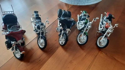 Lot de 5 motos Harley Davidson 1/12eme Maisto - Photo 1/4