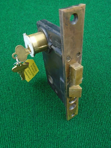 #9300 PENN PUSH BUTTON BRASS ENTRY MORTISE LOCK w/KEYS 7 3/4" FACEPLATE (15262) Cover