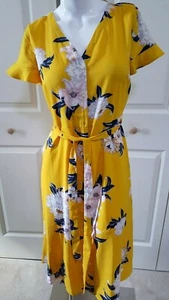 NEW LOFT MULTI COLOR FLORAL PETITE FLARE DRESS SIZE 0P - Picture 1 of 4