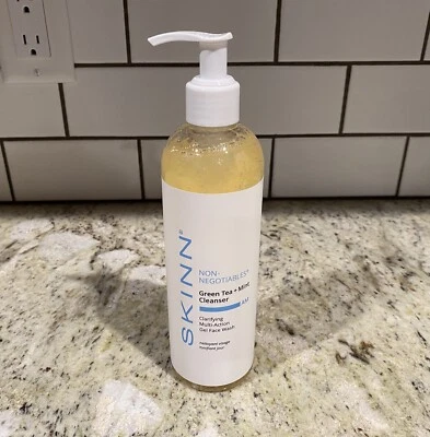Té verde no negociable SKINN + gel limpiador AM como nuevo lavado facial bomba de 12 OZ Foto 1 de 4