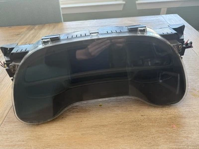 Grupo velocímetro digital Cadillac DEVILLE 01-05 p/n 25745667 millas 113.651 Foto 1 de 4