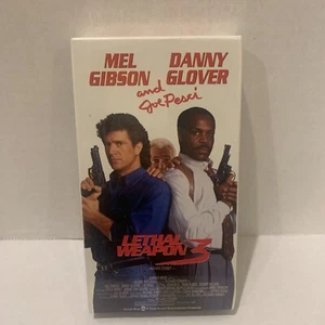 NEW SEALED Lethal Weapon 3 (VHS, 1992) Mel Gibson, Danny Glover, Joe Pesci - Picture 1 of 3