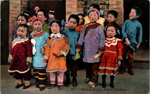 CHINA - CHINESE SUNDAY SCHOOL CHILDREN - OLD POSTCARD - Picture 1 of 2