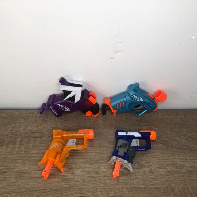 Pistola juguete con diana nerf (Nuevo) de segunda mano por 25 EUR en  Córdoba en WALLAPOP