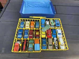 Matchbox Carry Case With 27 Vehicles - Vintage Majorette, Corgi & Matchbox - Picture 1 of 7