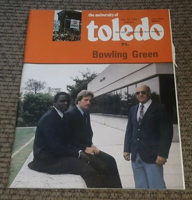 1982 University of Toledo Rockets Bowling Green State book FOOTBALL PROGRAM Ohio - Image 1 of 4