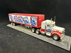 Matchbox Ultra Kenworth Pabst Blue Ribbon Semi Tractor & Trailer Toy - Picture 1 of 8