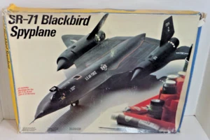 SR-71 blackbird spyplane 1/48 scale Testors 584 vintage - Picture 1 of 3