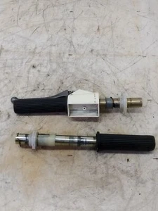 COPPIA MANUBRI PER LML 150 STAR 4T DEL 2010 (e44301) - Picture 1 of 2