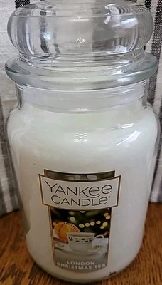 Yankee Candle LONDRES TÉ DE NAVIDAD 22 0z Vela Grande Original ¡ENVÍO GRATUITO NUEVO! Foto 1 de 4