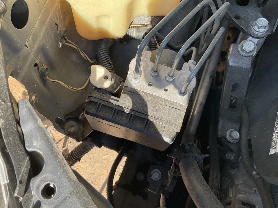 Conjunto de actuador y bomba de pieza de freno antibloqueo bomba ABS para 02-03 LEXUS ES300  Foto 1 de 1