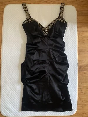 Nicole Miller Collection Womens sz 8 gold- embroidered Sweetheart Neckline dress - Image 1 of 4