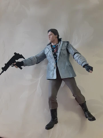 NECA Terminator T-800 Tech Noir Ultimate Schwarzenegger 7" Figure- First release Cover