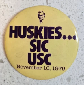 Vintage USC Trojans KFC Huskies... SIC USE November 10, 1979 Pin - Picture 1 of 1