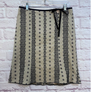 Nanette Lepore Cream And Black Embroidered Mini Skirt Size 4