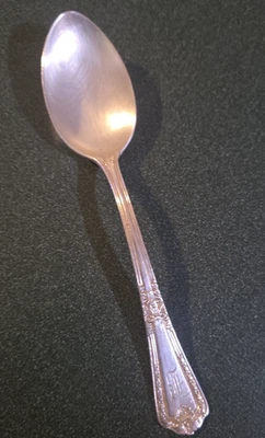 Colher de prata esterlina Reed & Barton Heritage 5 3/4" 25,77 gramas peso sucata - Imagem 1 de 4