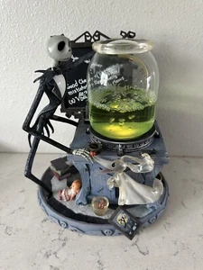 Disney's Nightmare Before Christmas ~ JACK'S SCIENCE PROJECT Musical Water Globe - Picture 1 of 19