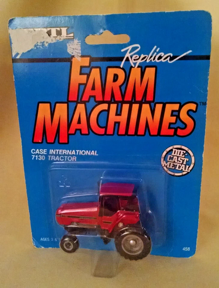 NOS Ertl Case International 7130 Tractor & Bale Processor Farm Machines 1 64