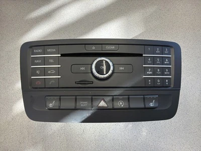 Mercedes Benz CLA 250 2016-2019 audio radio navegación unidad de comando OE 2469001517 Foto 1 de 4
