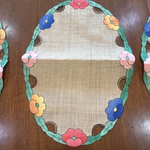 Placemats Natural Woven Bright Florals Appliqué Flowers Handmade Set 8 Vintage - Picture 1 of 10