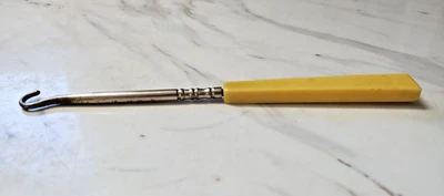 Antique boot shoe button hook with celluloid handle - Image 1 of 4