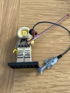 Leg Ice Fisherman Minifigure Series 5 - Picture 1 of 4
