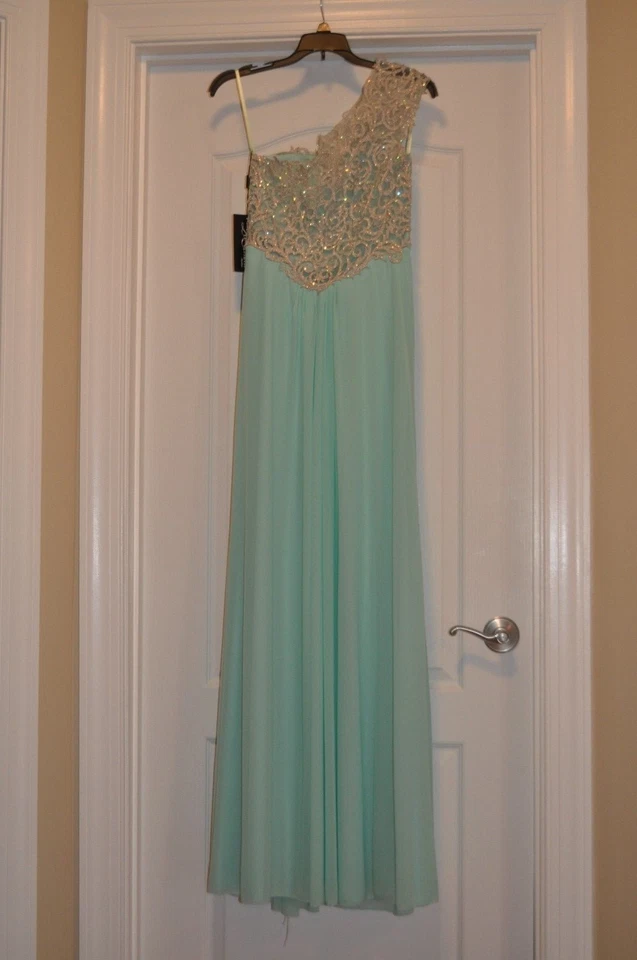 NWT La femme Light Mint Formal Gown Prom Dress Women's size 4 - Image 1 of 4