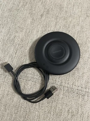 Samsung Wireless 9V Charger Pad Fast Charge Black  - Image 1 of 2
